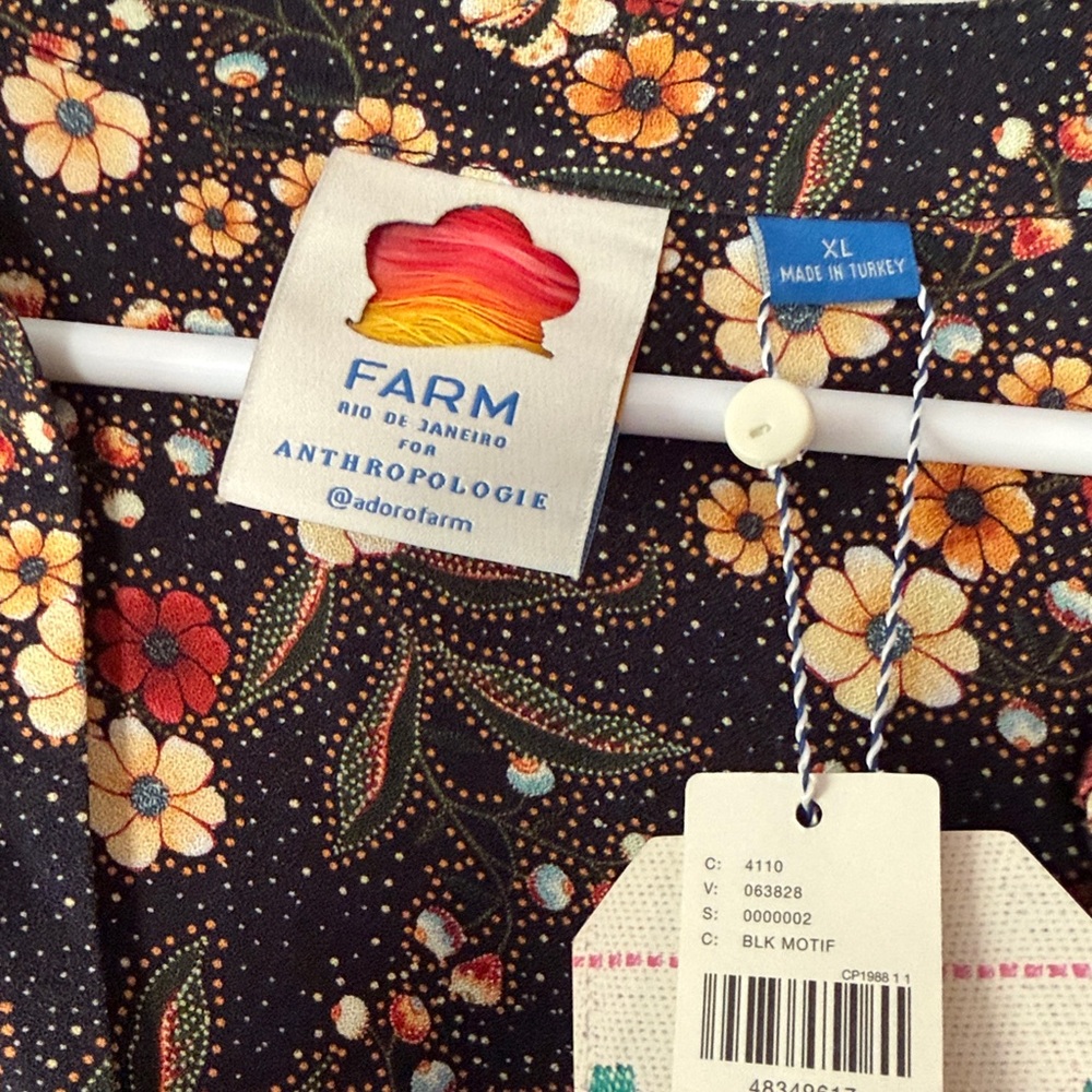 FARM Rio NWT Sayen peasant top - Picture 2 of 5